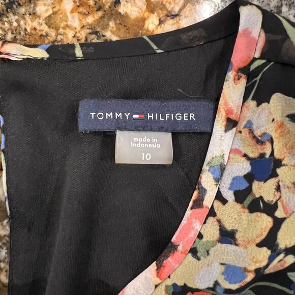 NWT Tommy Hilfiger Black Allover Floral Sleeveless Shift Dress - SIZE 10 - Picture 7 of 9